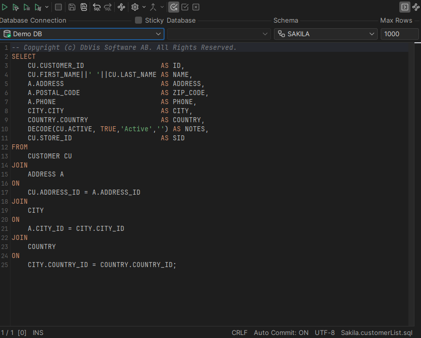 Screenshot of the SQL Commander editor interface